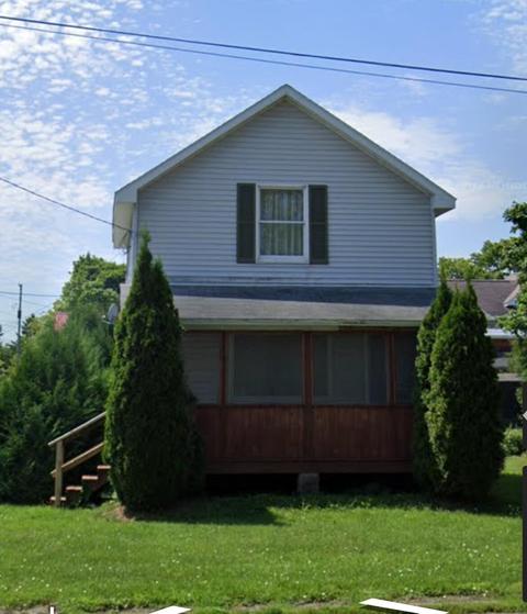 506 E State St, Cheboygan, MI 49721 photo 1