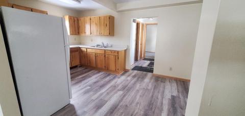 506 E State St, Cheboygan, MI 49721 photo 6