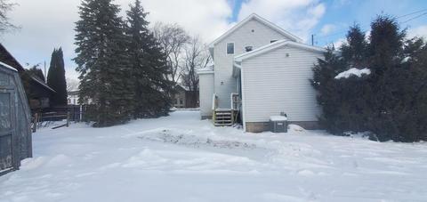 506 E State St, Cheboygan, MI 49721 photo 11