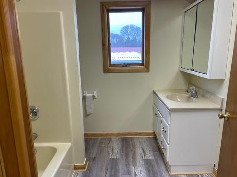 506 E State St, Cheboygan, MI 49721 photo 8
