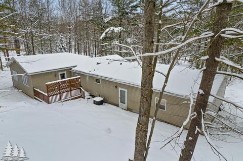 11698 Fascination Dr, Frederic, MI 49733 photo 2