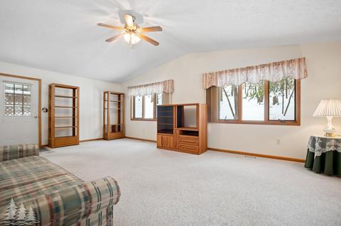 11698 Fascination Dr, Frederic, MI 49733 photo 6