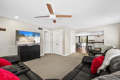 3298 E Higgins Lake Drive Roscommon Mi 48653 Dr, Roscommon, MI 48653 photo 6