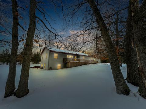 2631 S Tower Hill Road Houghton Lake Mi 48629 Rd, Houghton Lake, MI 48629