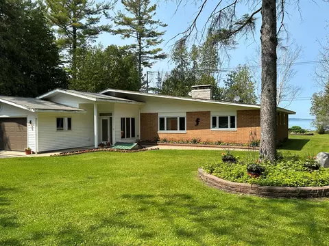 9380 Us-23 Mackinaw City Mi 49701, Mackinaw City, MI 49701