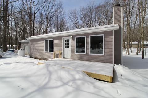 211 Dover Dr, Roscommon, MI 48653 photo 2