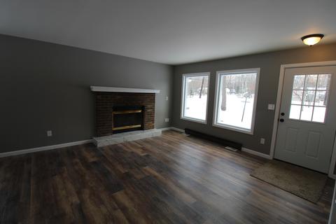 211 Dover Dr, Roscommon, MI 48653 photo 11