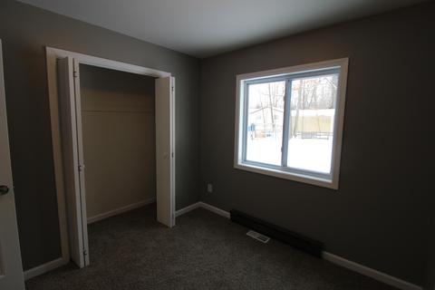 211 Dover Dr, Roscommon, MI 48653 photo 16
