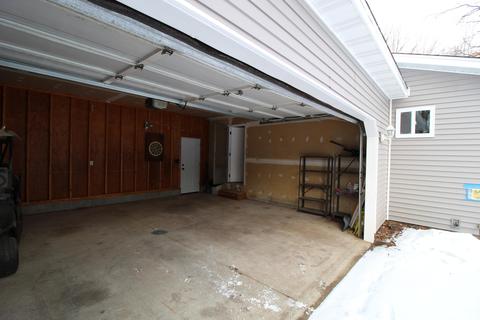 211 Dover Dr, Roscommon, MI 48653 photo 21