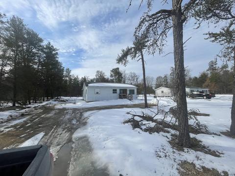 3776 N M-18 Roscommon Mi 48653, Roscommon, MI 48653