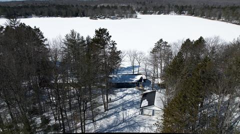 1136 E Heart Lake Drive Gaylord Mi 49735 Dr, Gaylord, MI 49735