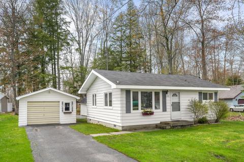 207 Shore View Drive Houghton Lake Mi 48629 Dr, Houghton Lake, MI 48629