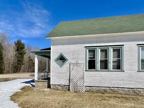 7198 E Mitchell Rd, Petoskey, MI 49770 photo 5