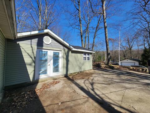892 Pine St, Harrison, MI 48625 photo 28