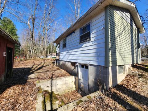 892 Pine St, Harrison, MI 48625 photo 22