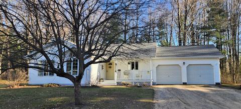215 Huntington Road Houghton Lake Mi 48629 Rd, Houghton Lake, MI 48629