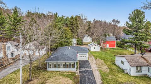 7497 Mullett Lake Rd, Mullett Lake, MI 49761