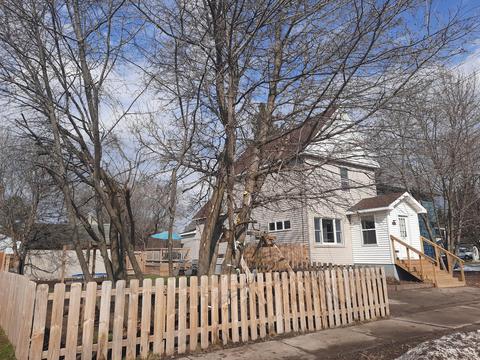 1104 Young Street Sault Ste Marie Mi 49783 St, Sault Sainte Marie, MI 49783