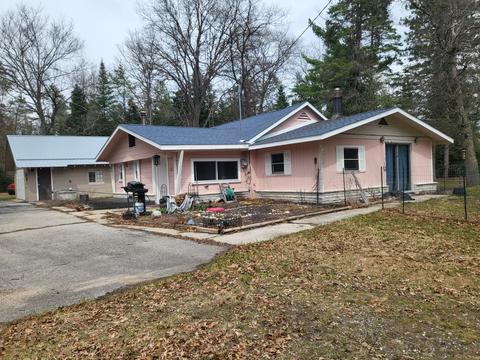 5381 Townline Rd, Lewiston, MI 49756