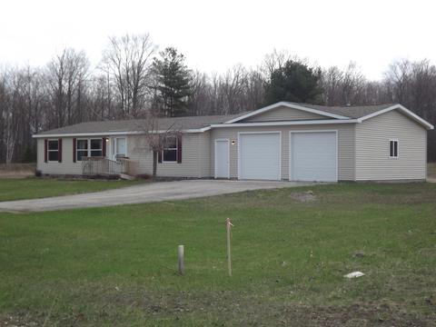 2034 Boyscout Road Indian River Mi 49749 Rd, Indian River, MI 49749