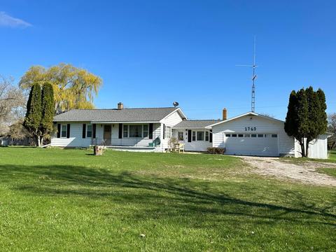 1763 Mill St, Harrisville, MI 48740