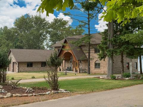 118 Lake Shore Drive Lachine Mi 49753 Dr, Lachine, MI 49753