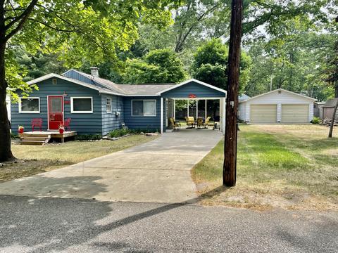 118 Sheridan Drive Houghton Lake Mi 48629 Dr, Houghton Lake, MI 48629