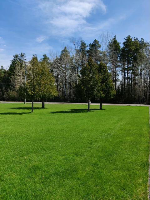 98 N Western Avenue Cheboygan Mi 49721 Ave, Cheboygan, MI 49721