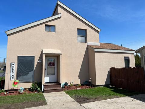 119 Lafayette Avenue Cheboygan Mi 49721 Ave, Cheboygan, MI 49721