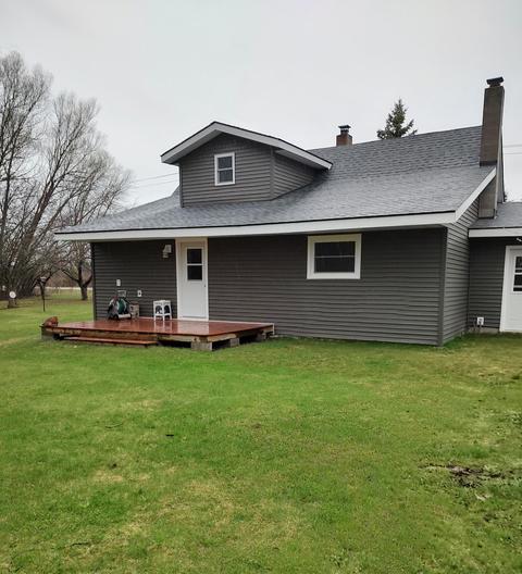 308 N Eastern Ave, Cheboygan, MI 49721 photo 2