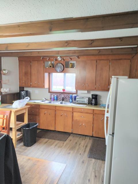308 N Eastern Ave, Cheboygan, MI 49721 photo 3