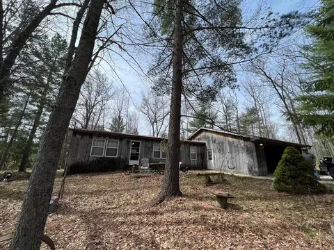 3776 Old Pine Trail Prudenville Mi 48651 Trl, Prudenville, MI 48651