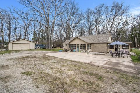 4731 S Straits Highway Indian River Mi 49749 Hwy, Indian River, MI 49749