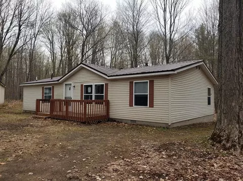 3858 Darke Rd, Kalkaska, MI 49646