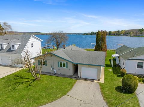 3042 N Us 31 Petoskey Mi 49770, Petoskey, MI 49770