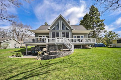 3830 Lakeland Drive Cheboygan Mi 49721 Dr, Cheboygan, MI 49721