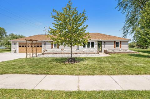 663 Orchard St, Standish, MI 48658