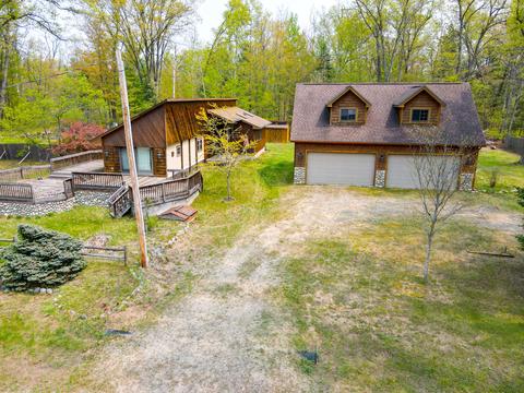 112 Forest Park Court Houghton Lake Mi 48629 Ct, Houghton Lake, MI 48629