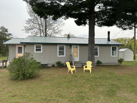 4355 Lake Avenue Lewiston Mi 49756 Ave, Lewiston, MI 49756