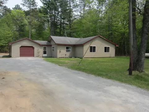 4694 E Higgins Lake Dr, Roscommon, MI 48653