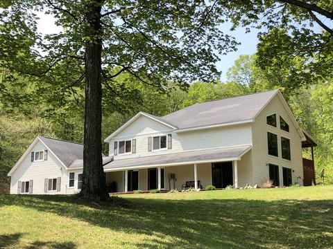 5041 N Plesantview Road Levering Mi 49755 Rd, Levering, MI 49755