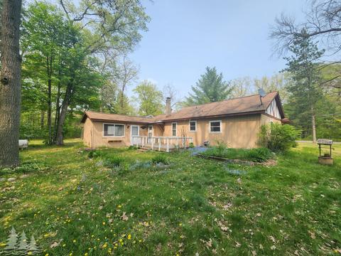 3370 Alexander St, Lewiston, MI 49756 photo 2