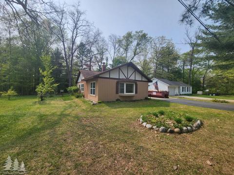 3370 Alexander St, Lewiston, MI 49756 photo 3