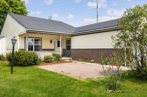 3820 Glen Meadows Dr, Gaylord, MI 49735