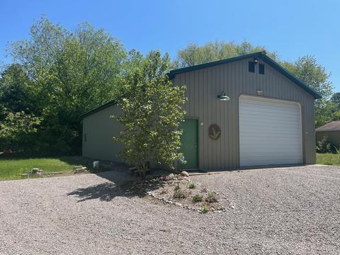 1933 Trembley Drive Indian River Mi 49749 Dr, Indian River, MI 49749