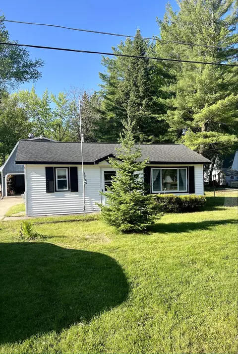 147 Channel Court Houghton Lake Mi 48629 Ct, Houghton Lake, MI 48629