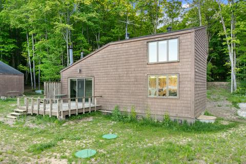 1941 Limberlost Ln, Gaylord, MI 49735