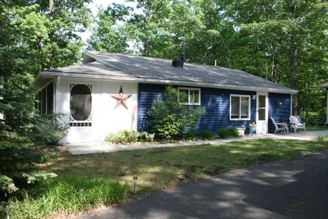 205 Chicago Ave, Roscommon, MI 48653 photo 1