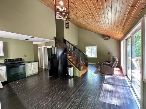 1341 Sugar Maple Trl, Vanderbilt, MI 49795 photo 2