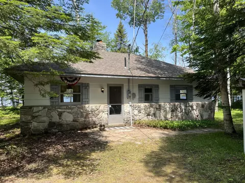 22804 S Chrisdale Drive Trout Lake Mi 49793 Dr, Trout Lake, MI 49793
